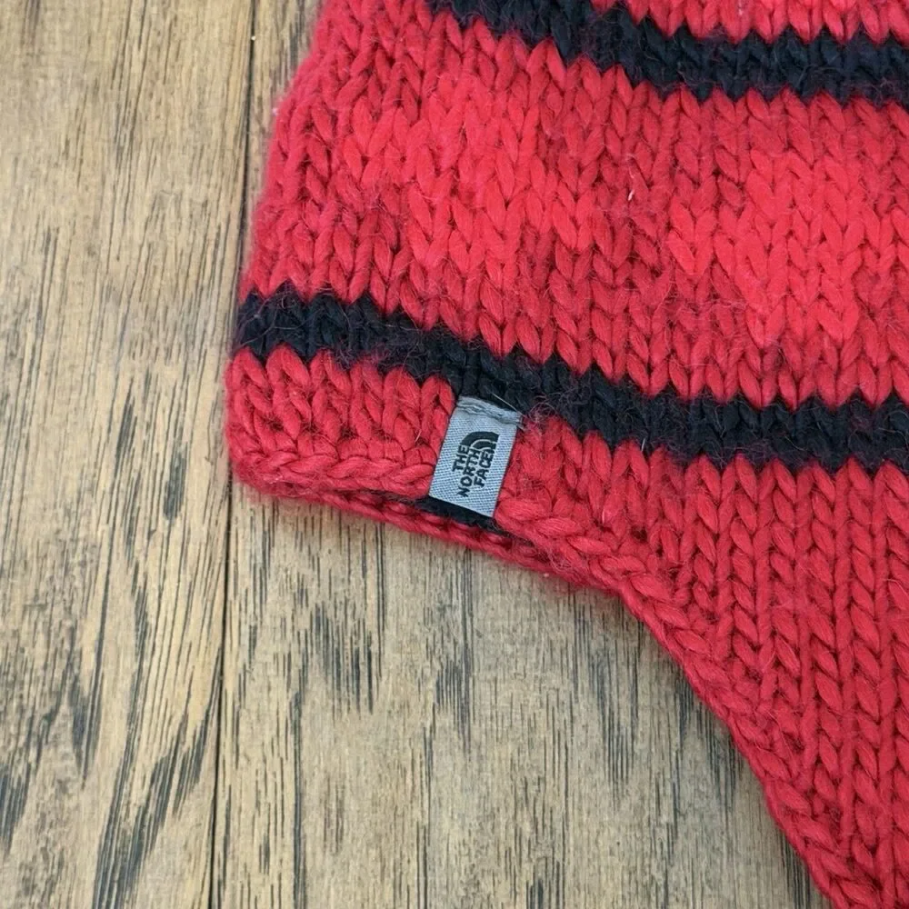 The North Face Cable Knit Beanie One Size Red And Black Winter Hat